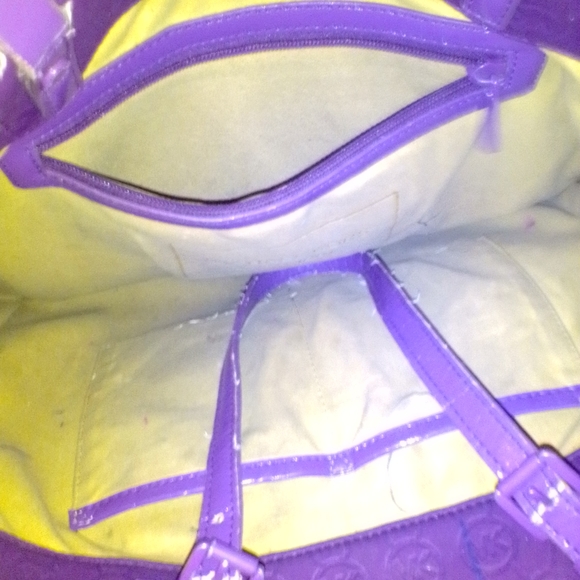 Michael kors signature purple tote - Picture 2 of 3